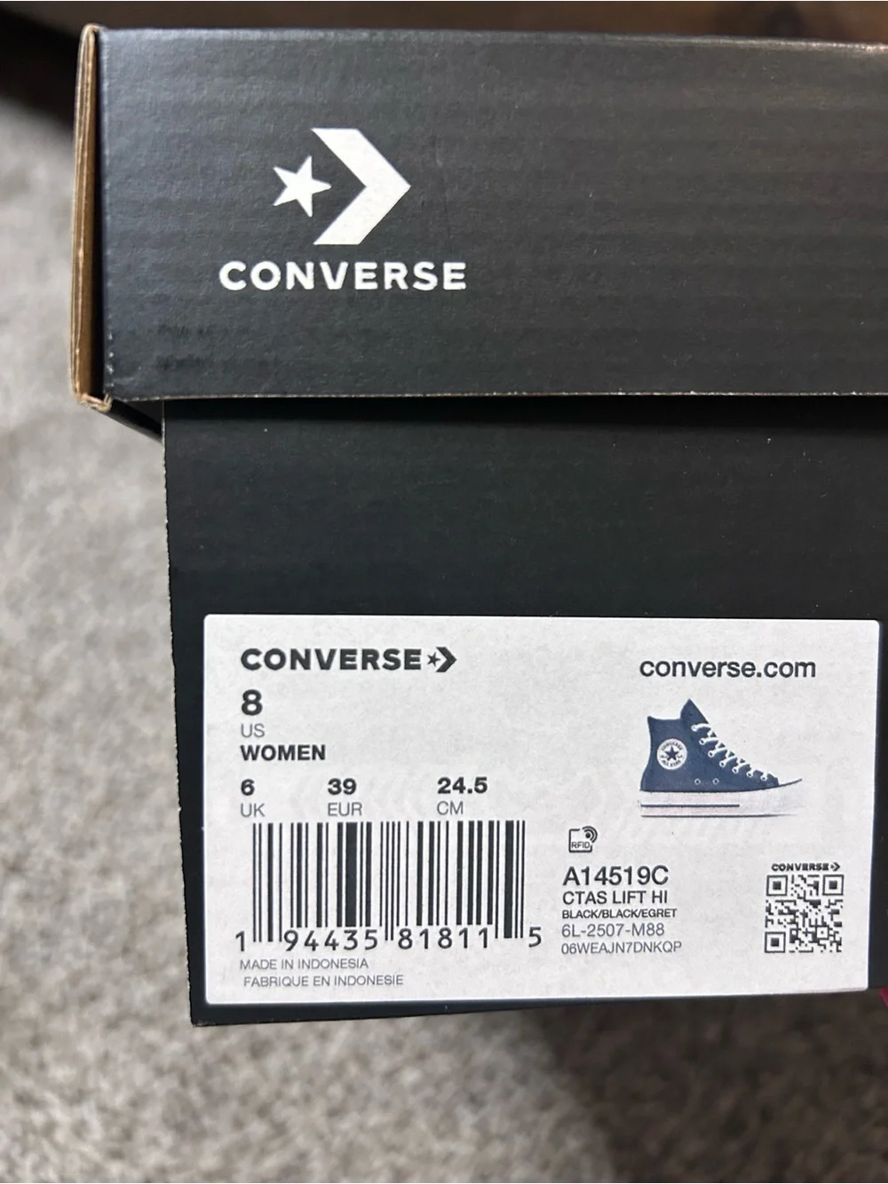 NIB Converse Chuck Taylor All Star Lift Platform Sparkle Size 8